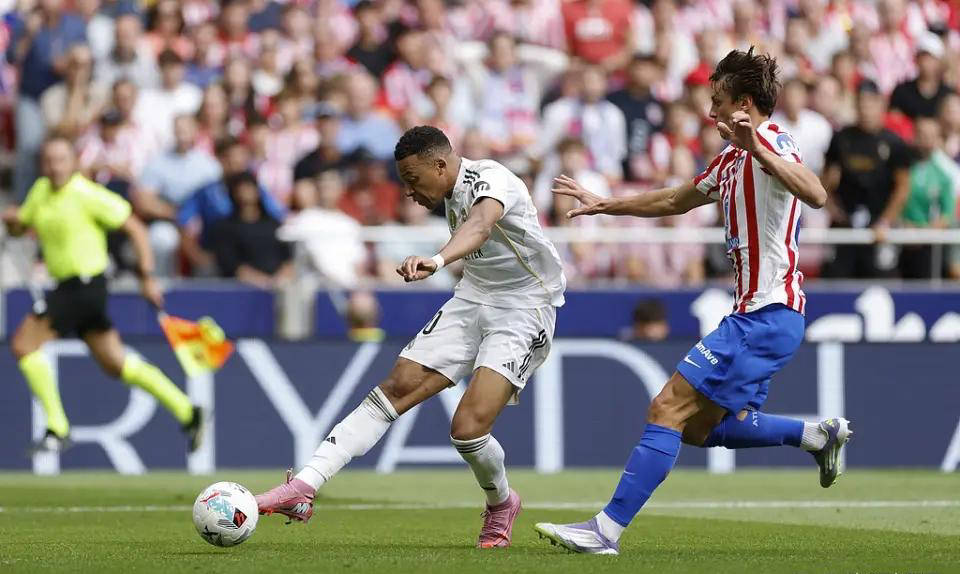 西甲29轮焦点战:猛虎姆巴佩归来,皇马誓复仇马竞